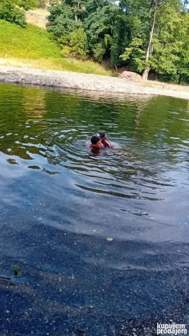 Kuća pored reke Lopatnice