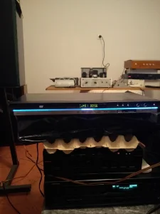 SILVA Shneider DVD 810HD Odličan Očuvan HDMI USB SD Card