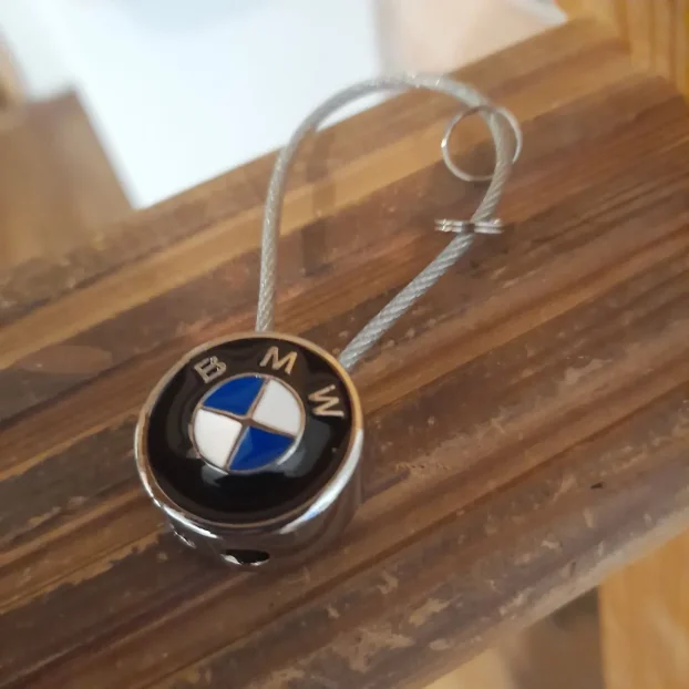 Bmw privezak