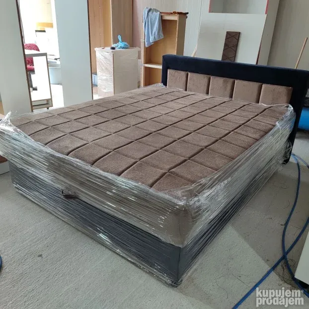 Akcija Francuski lezaj!