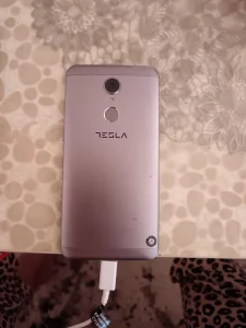Tesla, za delove
