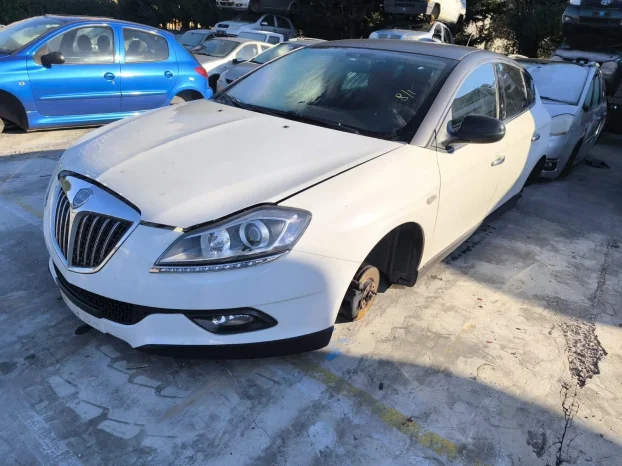 Brava gepeka LANCIA Delta (2008-2011)