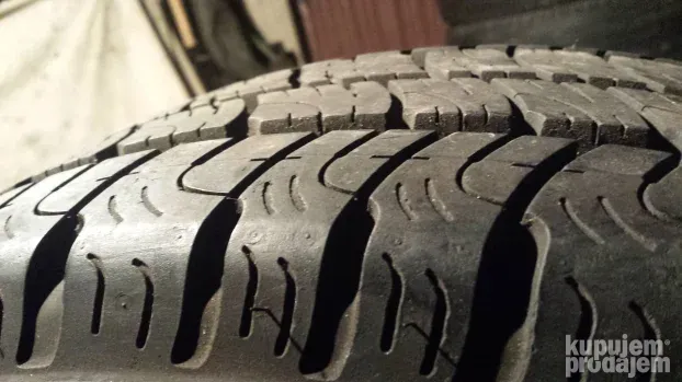 205 65 16 C GoodYear Marathon Skoro NOVA 1 komad 9mm!