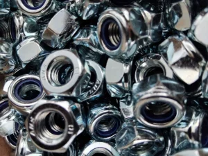 Samokočive navrtke kv10