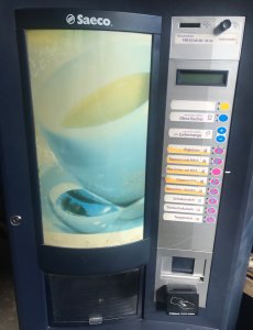 SAECO automat za tople napitke / aparat za kafu