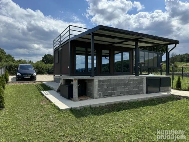 Vikendica za iznajmljivanje na Gruzanskom jezeru