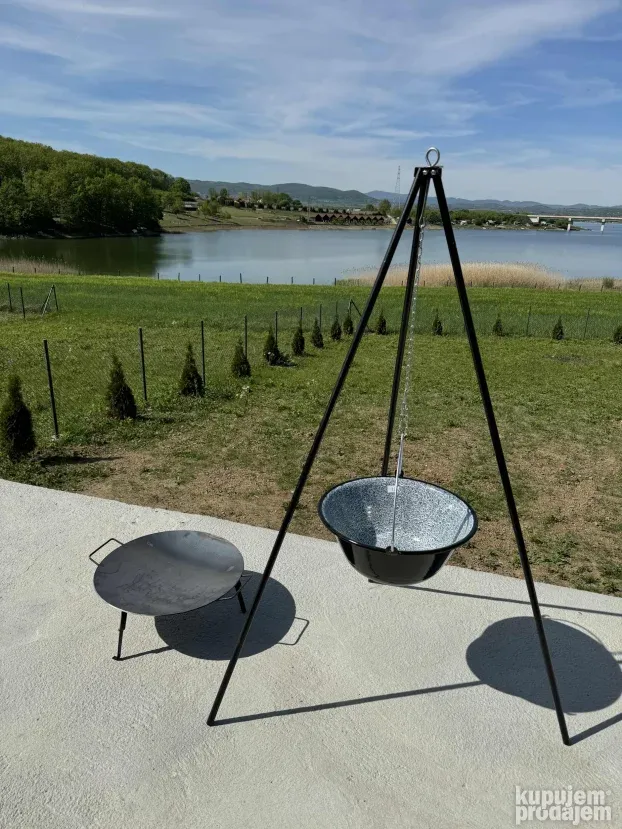 Vikendica za iznajmljivanje na Gruzanskom jezeru