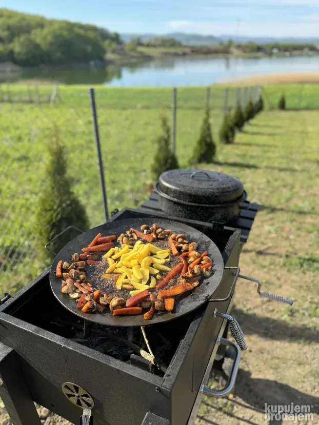 Vikendica za iznajmljivanje na Gruzanskom jezeru