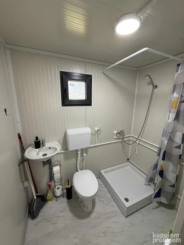 Vikendica za iznajmljivanje na Gruzanskom jezeru