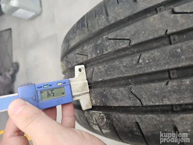 polovne letnje gume malo koriscene 205/60 r 16 hankook 2kom