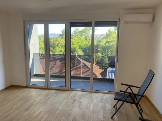 Vojvode Mišića , Dušanova, 9. Brigade, Čair, 3.5 troiposoban, 83 m²