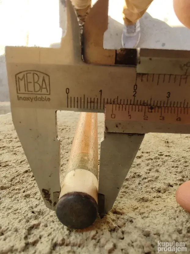 profesionalni četvorodelni bilijarski štap/Luxemburg