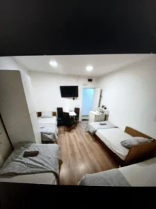 soba za radnike 4 kreveta krnjaca