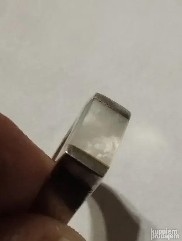 Srebr.zenski prsten u sedefu-5gram-16mm-novo