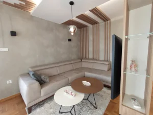 Bulevar Nemanjica, 2.5 dvoiposoban, 72 m²