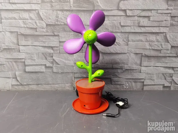 Deciji ventilator u obliku cveta ljubicasti