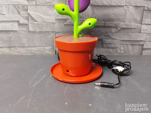 Deciji ventilator u obliku cveta ljubicasti