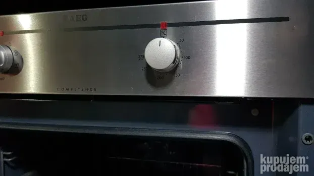 AEG Compatence Turbo Ugradna rerna 275, Klizači Top Stanje!