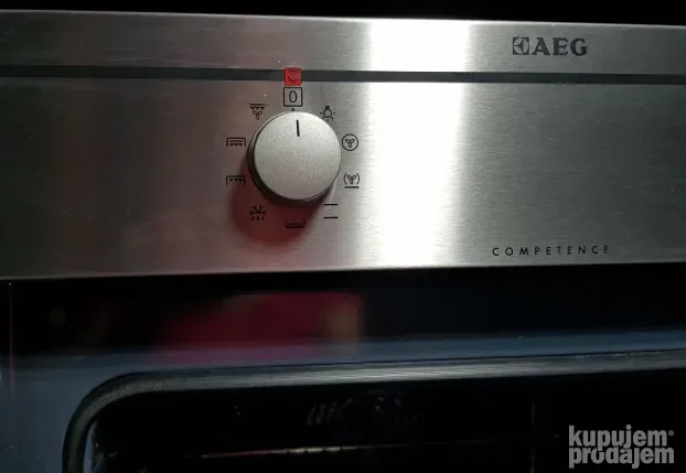 AEG Compatence Turbo Ugradna rerna 275, Klizači Top Stanje!