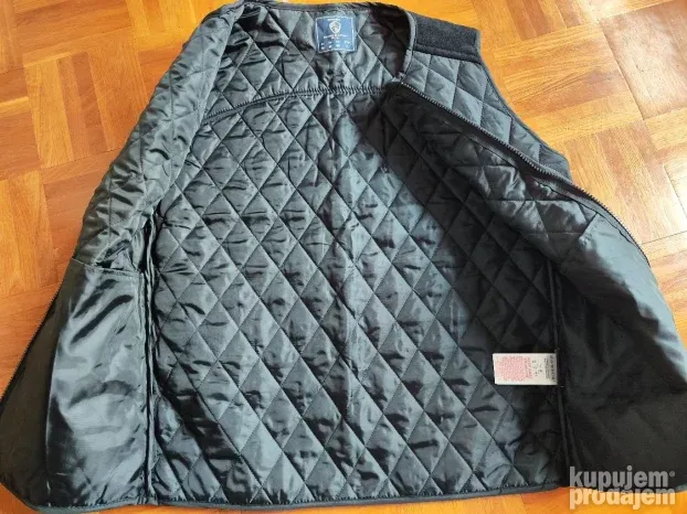 HOWICK Quilt Prsluk M , L  , XL  / NOVO Original /