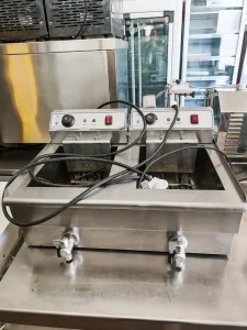 Friteza dupla ispravna spremna za