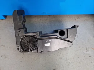 Audi A5 woofer 8T8035382