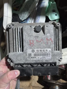 Motorni racunar 03G 906 021 PQ BMM oznaka motora