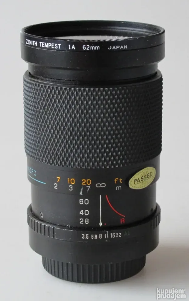 Vitacon auto MC 3,5-4,5/28-80mm Macro za Konica AR