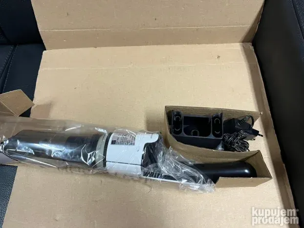 Aku ručni usisivač EASY HOME - Germany NOVO