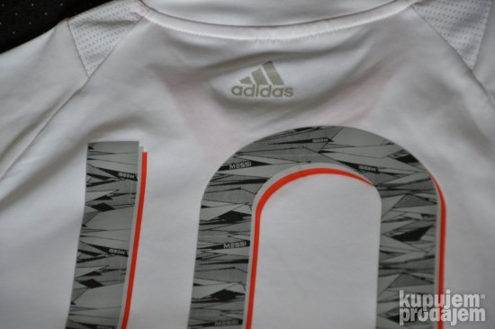 Adidas Messi kao nova