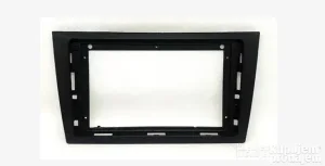 Plastična blenda za multimediju GOLF 6