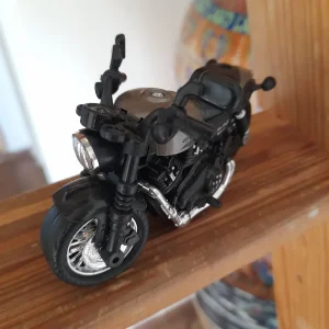 Motorčić 1:32