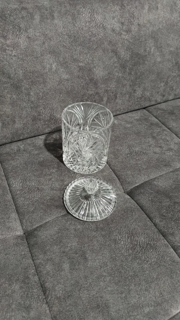 Kristalna bombonjera#