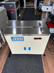 Poluautomatska masina za vezivanje paketa MBL SM10H