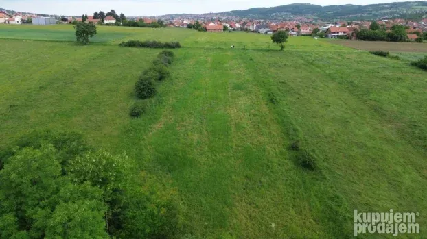 Na prodaju dve njive