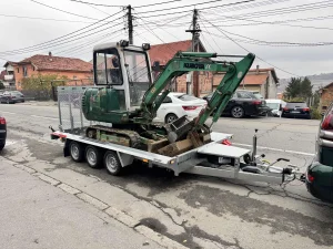 Prikolica za prevoz radnih masina