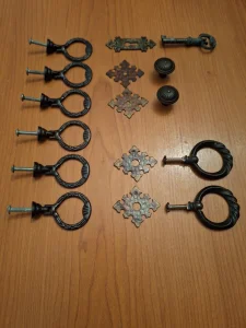 Mesingane rucice za stilski namestaj