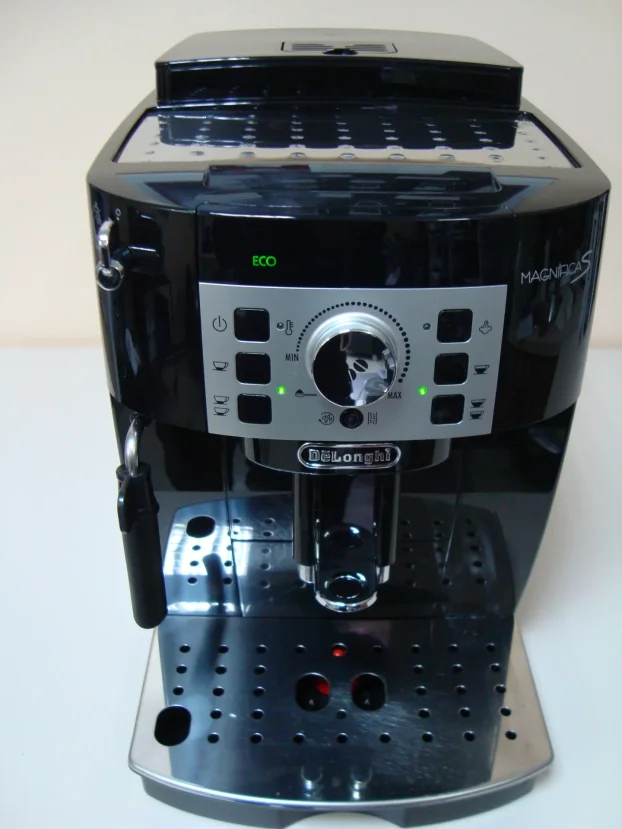 Delonghi Magnifica S espresso kafe aparat
