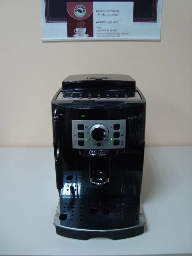 Delonghi Magnifica S espresso kafe aparat