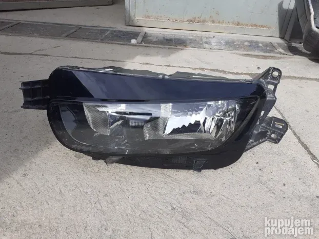 Citroen C4 Grand Picasso far levi