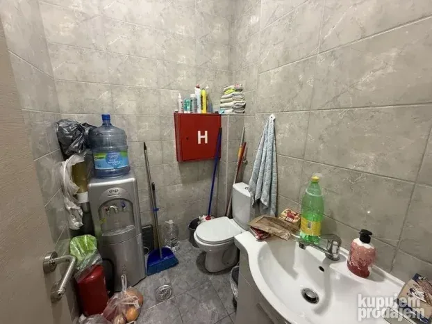 Ulični lokal u centru Novog Sada - Centar - 102m2 - 2.0