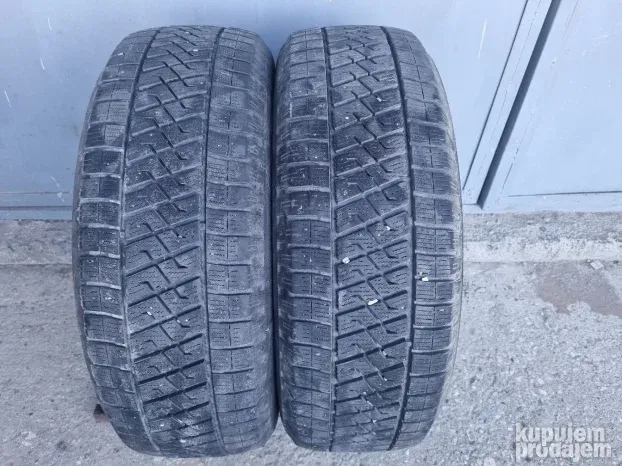 Gume 195/60 R16C Lassa Zimske 2 komada 195 60 16C