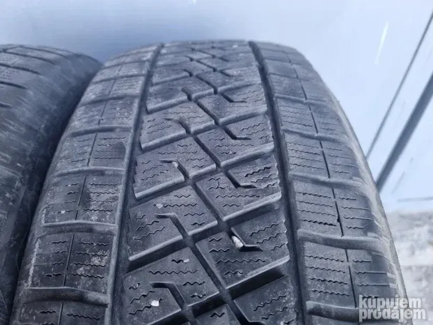 Gume 195/60 R16C Lassa Zimske 2 komada 195 60 16C