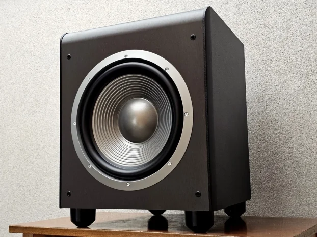 JBL ES 250 - Powered Subwoofer 400 Watt / 12 Inch Bass