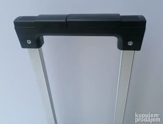 H I T-SNIZENJE POLIPROPILEN mali koferi 6 modela - 10 boje