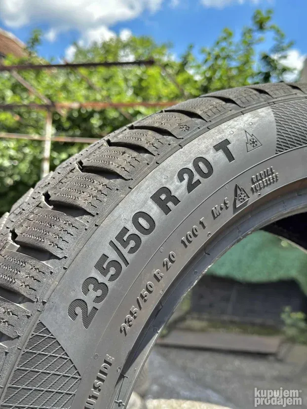235 50 20 Nove Continental zimske 4 kom 2021. CH