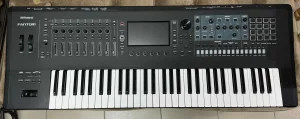 Roland FANTOM 6 odlično stanje kao NOV