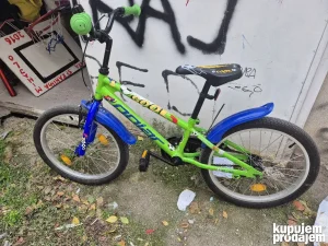 Bicikl dečiji Polar sa kacigom