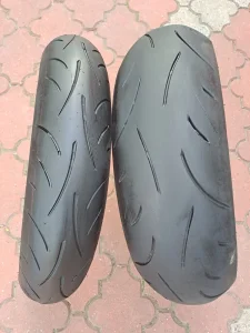 Moto gume dunlop 180/55/17 i 120/70/17 god 2018