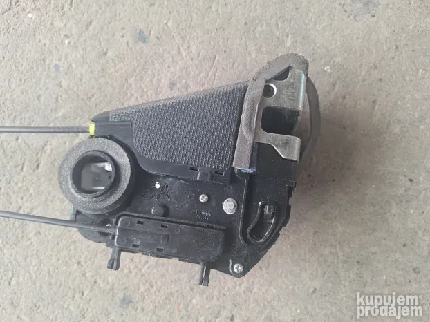 Toyota Yaris 3 brava zadnjih desnih vrata